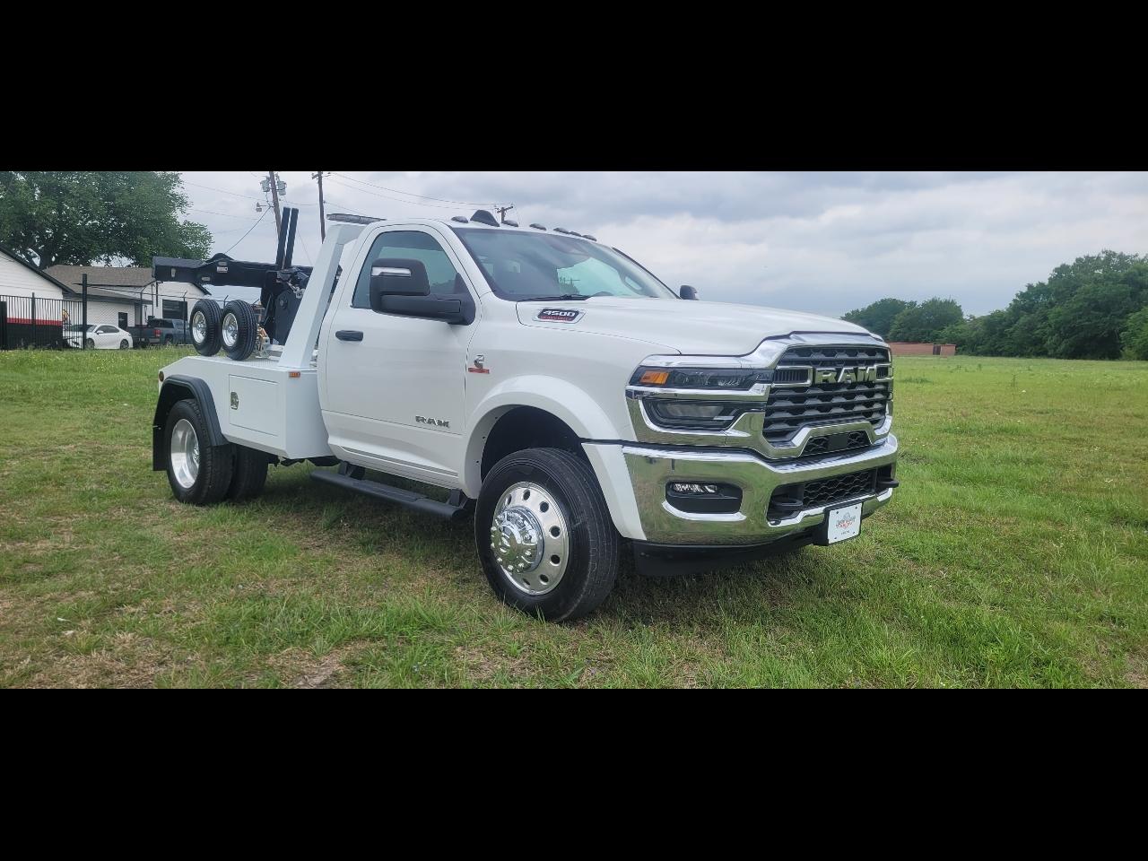 RAM 4500 Regular Cab SWB 4WD DRW 2026