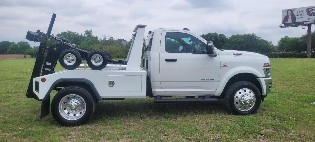 RAM 4500 Regular Cab SWB 4WD DRW 2026
