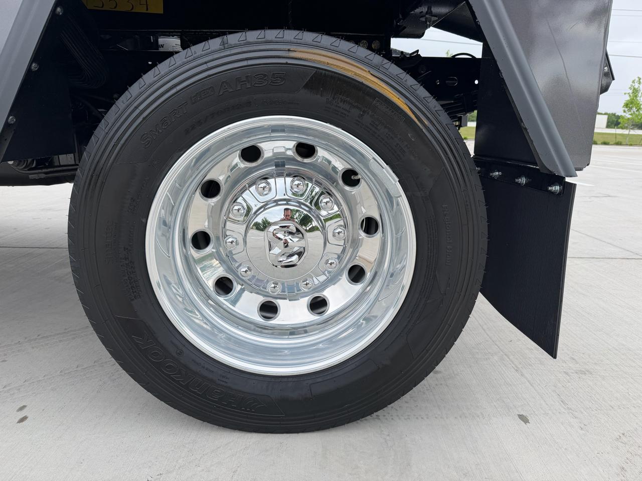 RAM 4500 Regular Cab SWB 2WD DRW 2026