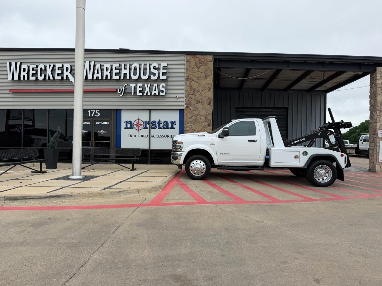 RAM 4500 Regular Cab SWB 2WD DRW 2026