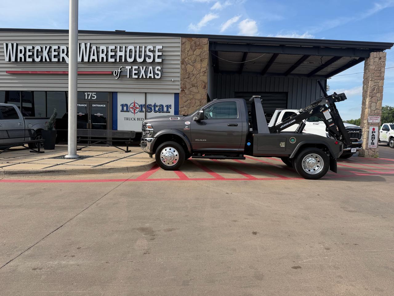 2026 RAM 4500 Big Horn Regular Cab SWB DRW 145" WB's photo