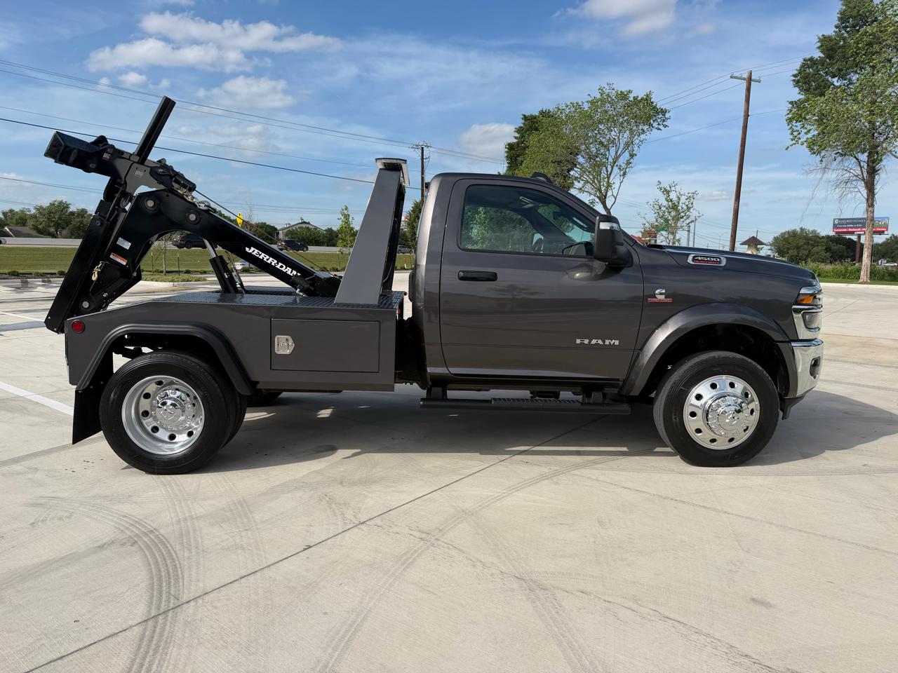 RAM 4500 Regular Cab SWB 2WD DRW 2026