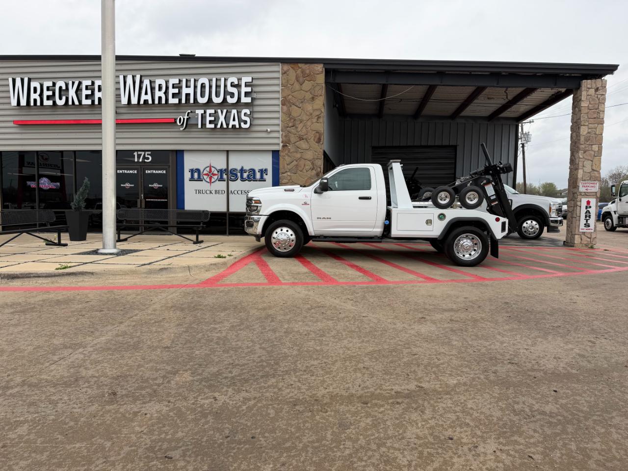 2026 RAM 4500 Big Horn Regular Cab SWB DRW 145" WB's photo