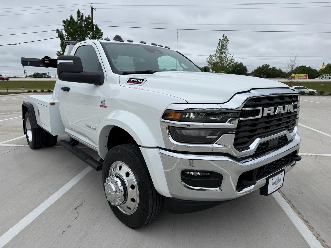 RAM 4500 Regular Cab SWB 2WD DRW 2026