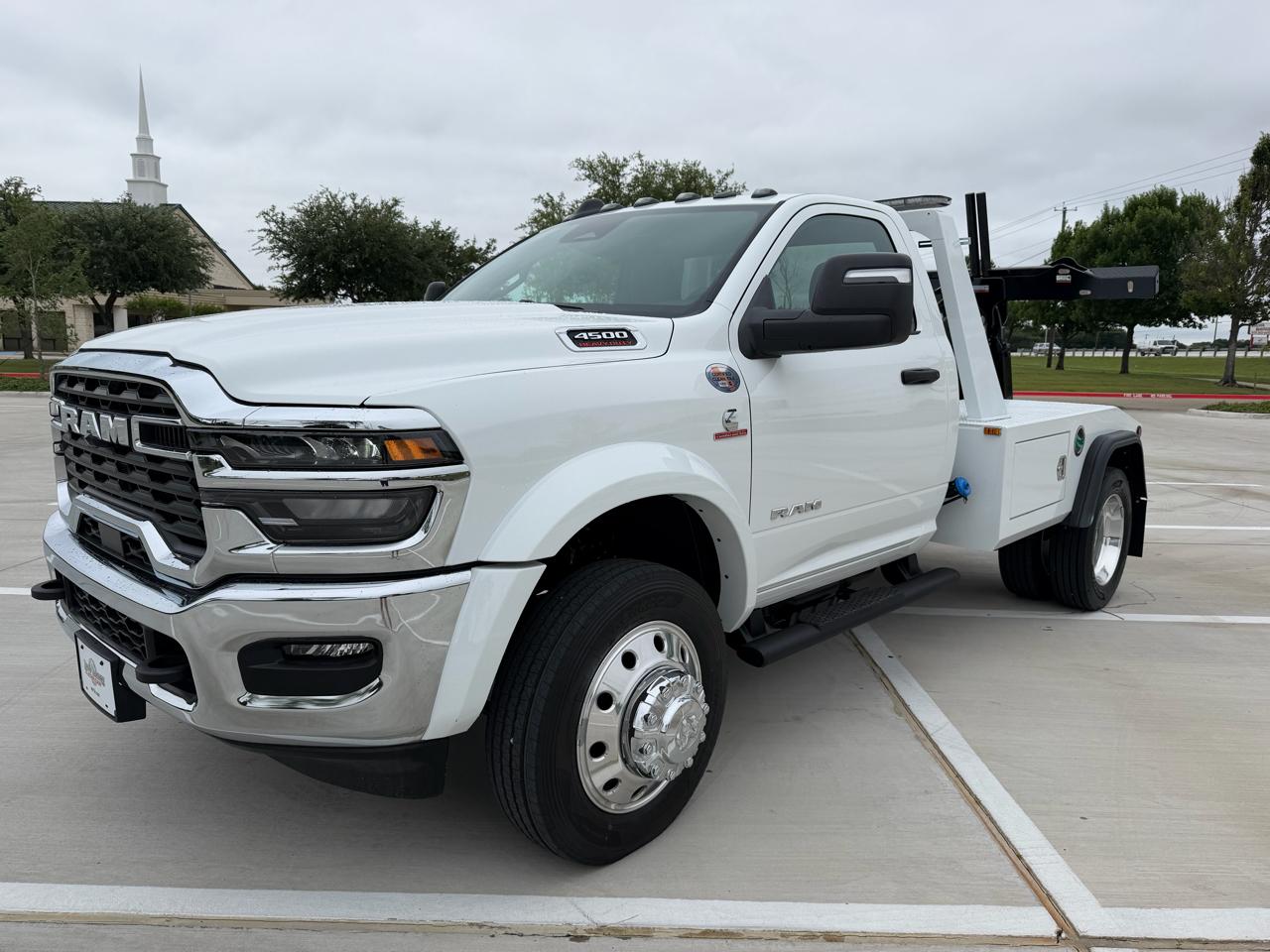 RAM 4500 Regular Cab SWB 2WD DRW 2026