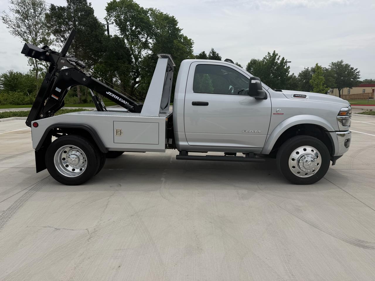 RAM 4500 Regular Cab SWB 2WD DRW 2026