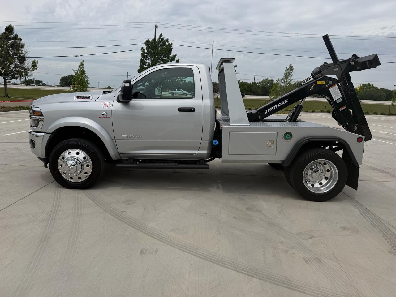 RAM 4500 Regular Cab SWB 2WD DRW 2026