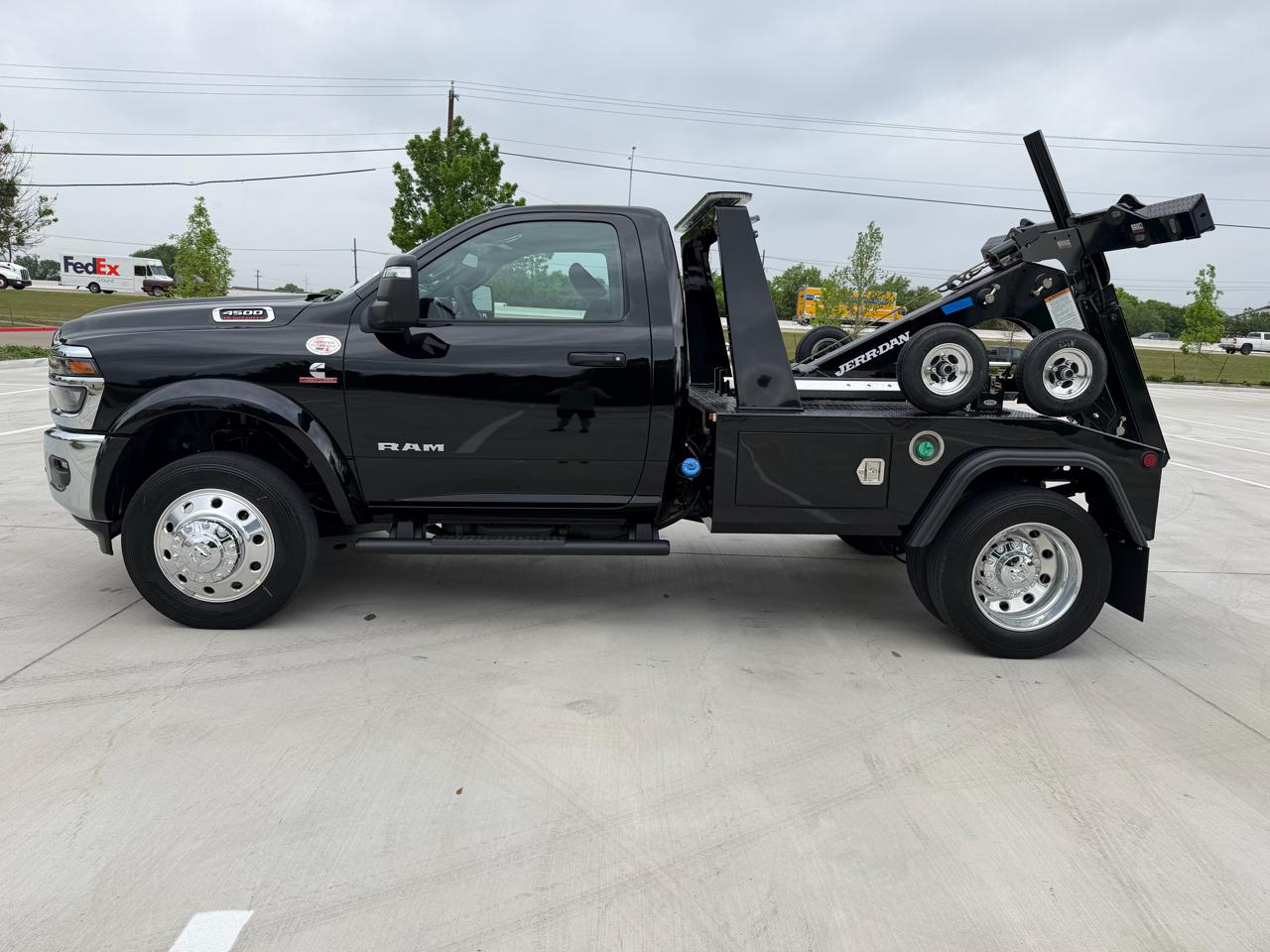 RAM 4500 Regular Cab SWB 2WD DRW 2026