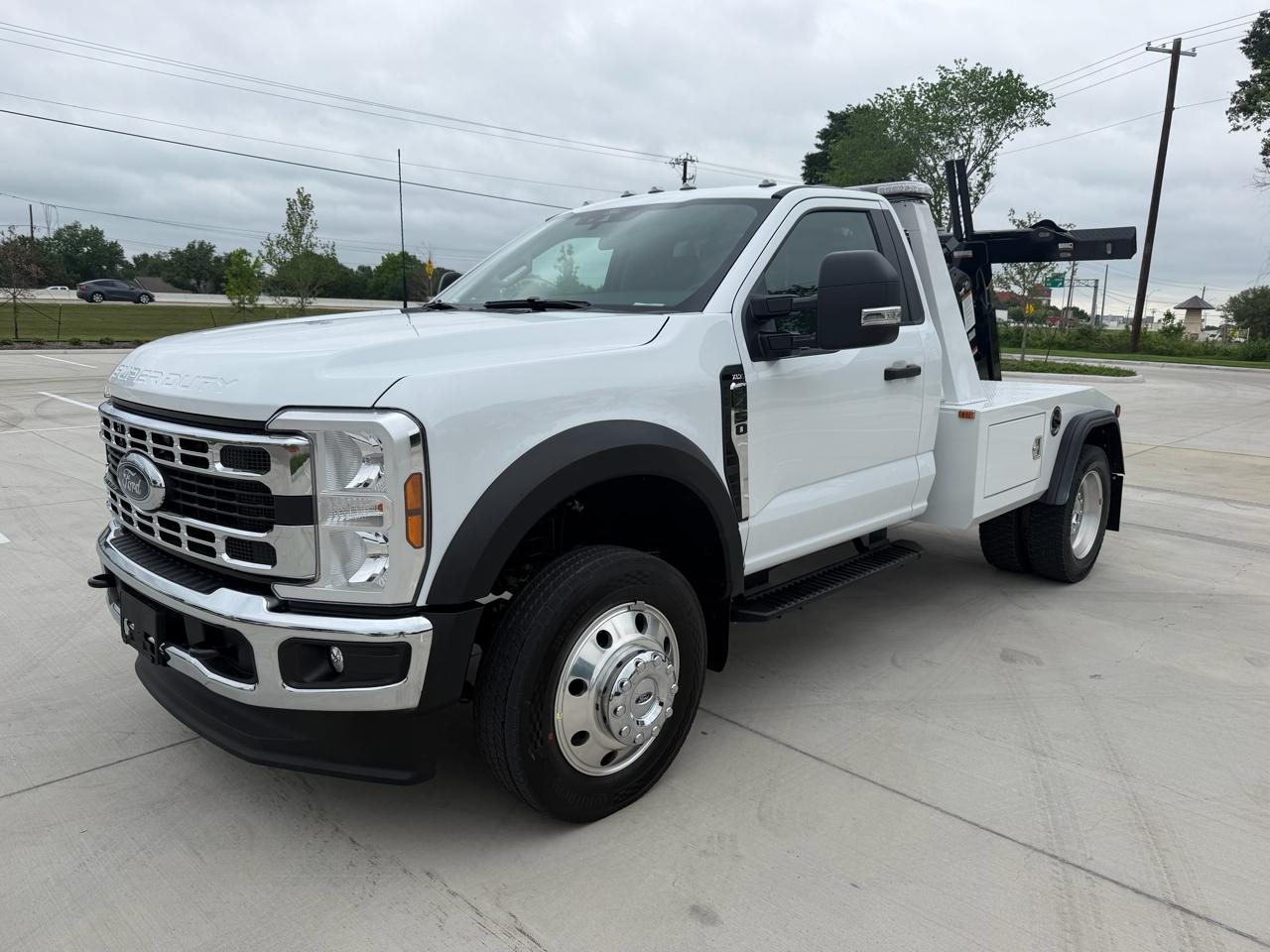 Ford F-450 SD Regular Cab DRW 2WD 2026