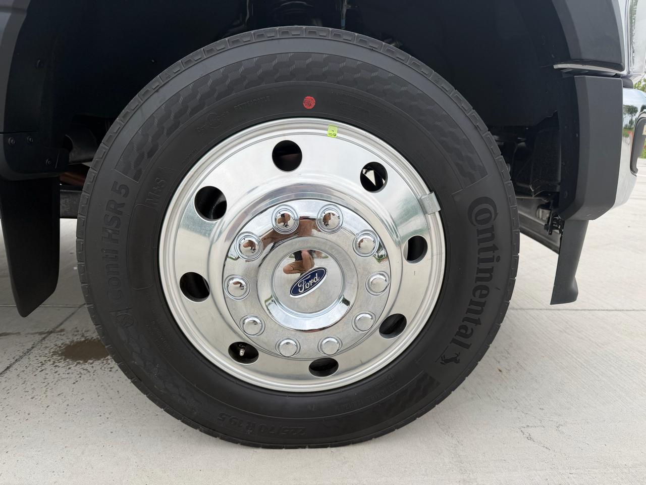 Ford F-450 SD Regular Cab DRW 2WD 2026