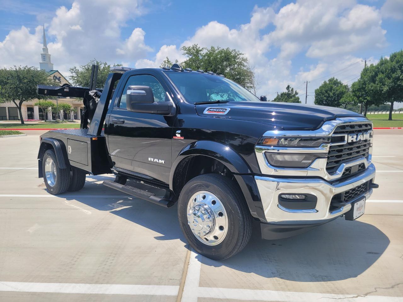 RAM 4500 Regular Cab SWB 2WD DRW 2026
