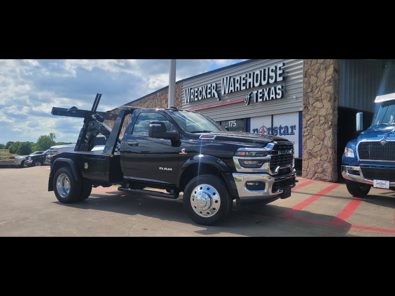 2026 RAM 4500 Big Horn Regular Cab SWB DRW 145" WB's photo