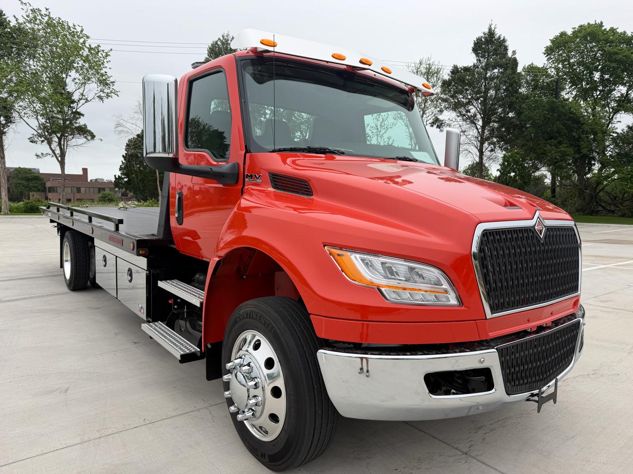 International MV607  2027