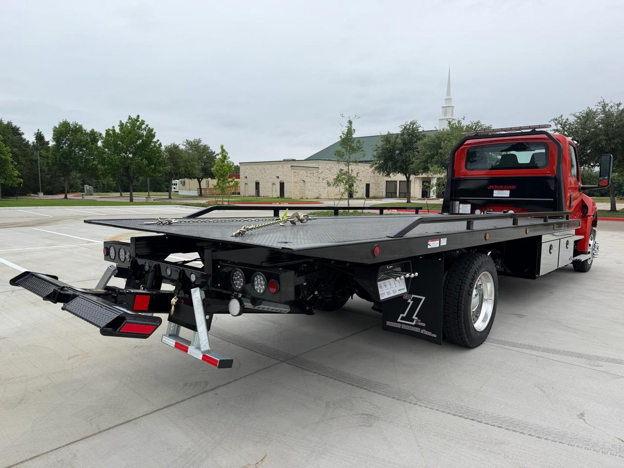 International MV607  2027