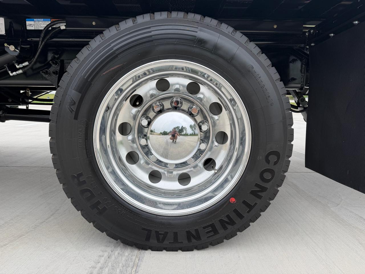 International MV607  2027