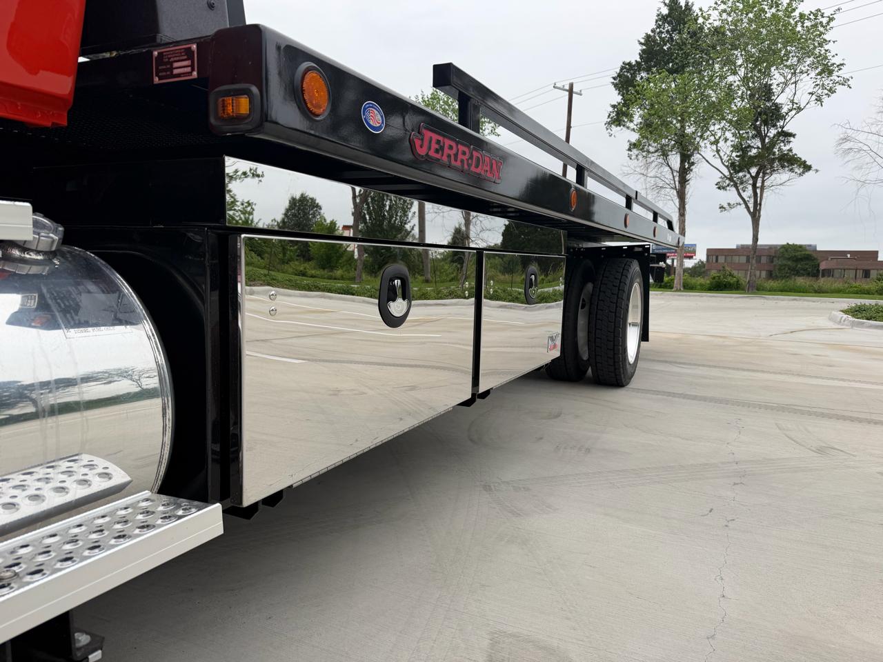 International MV607  2027