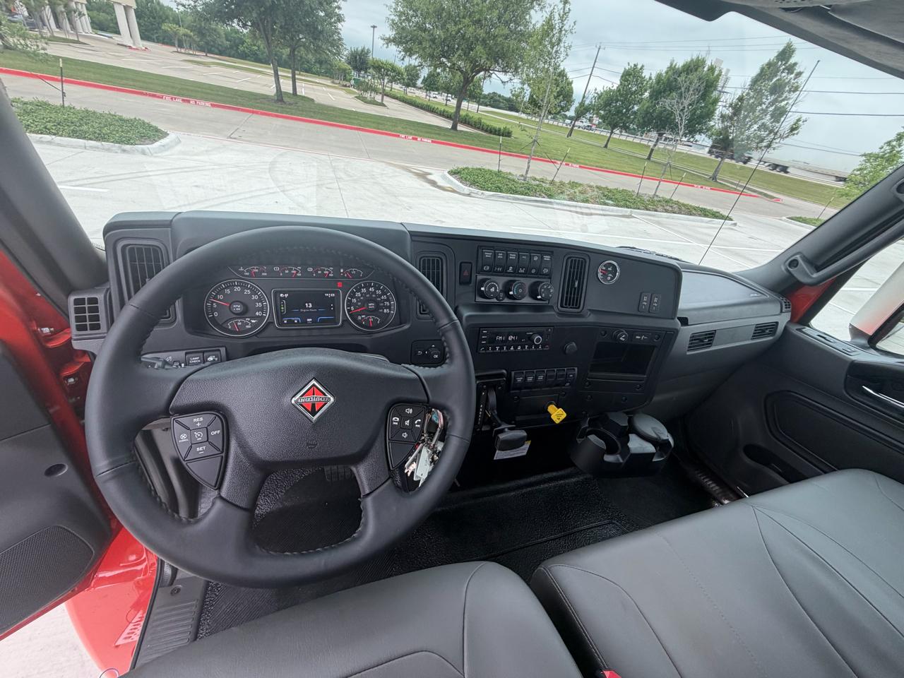 International MV607  2027