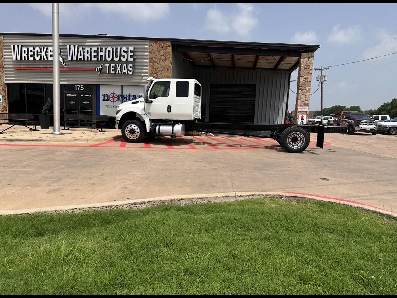 International MV607  2027