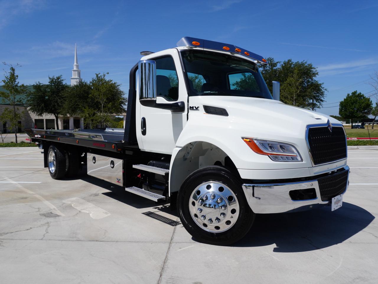International MV607  2027