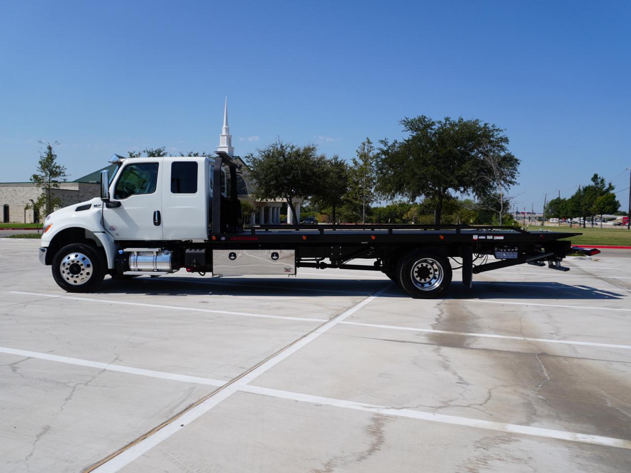International MV607  2027