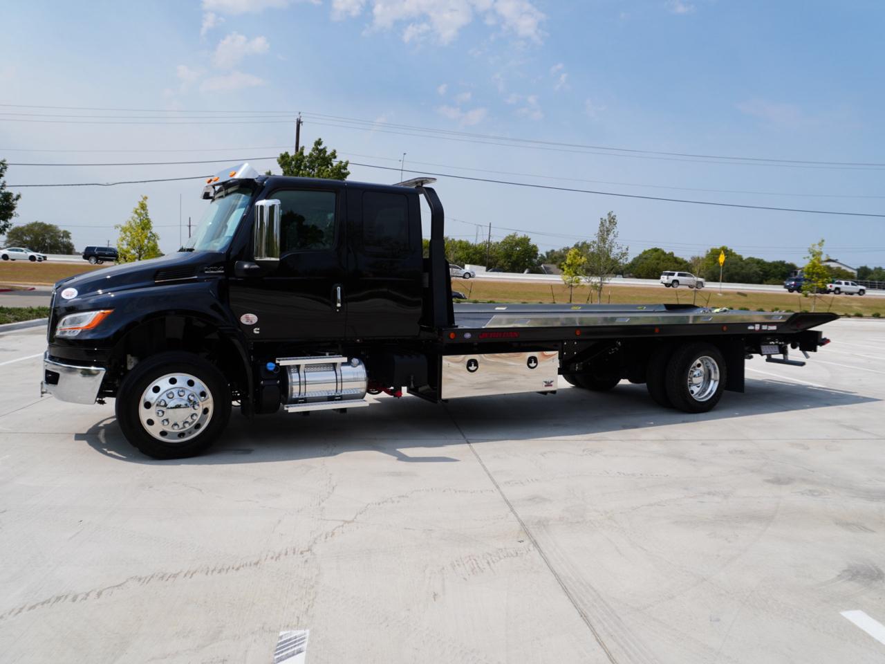 International MV607  2027