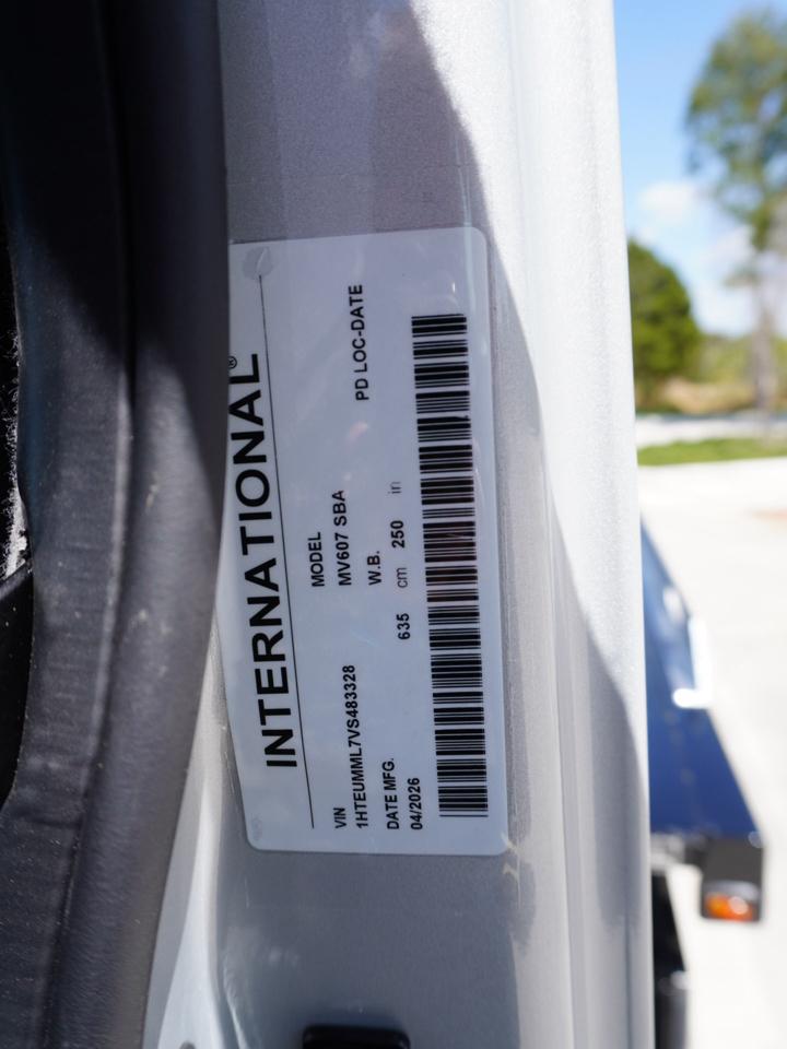 International MV607  2027