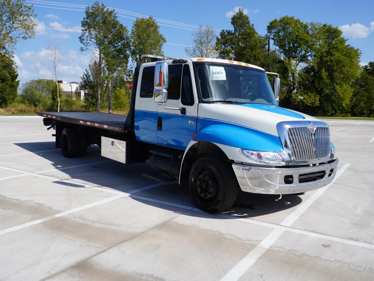 International 4300  2006