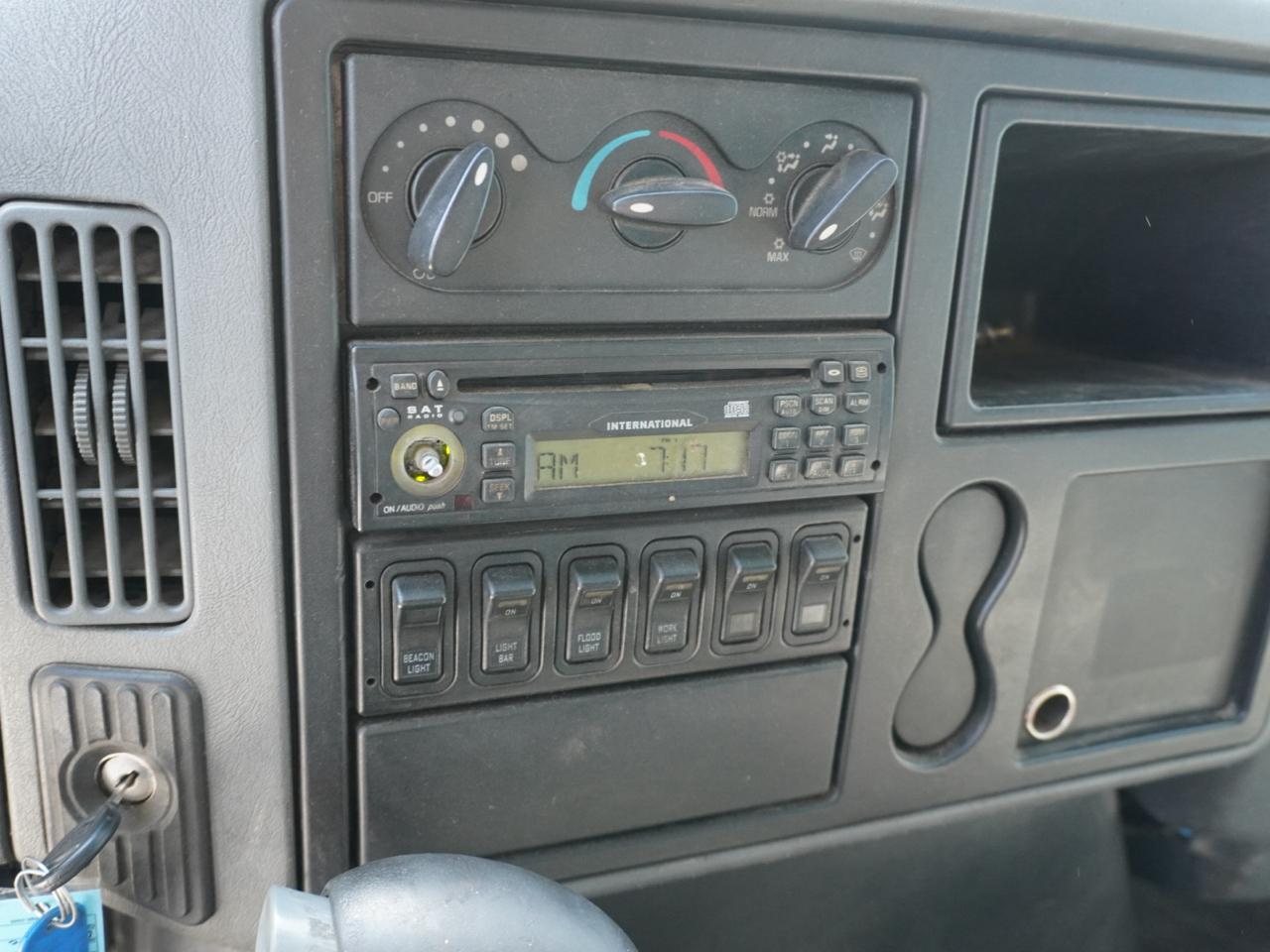 International 4300  2006