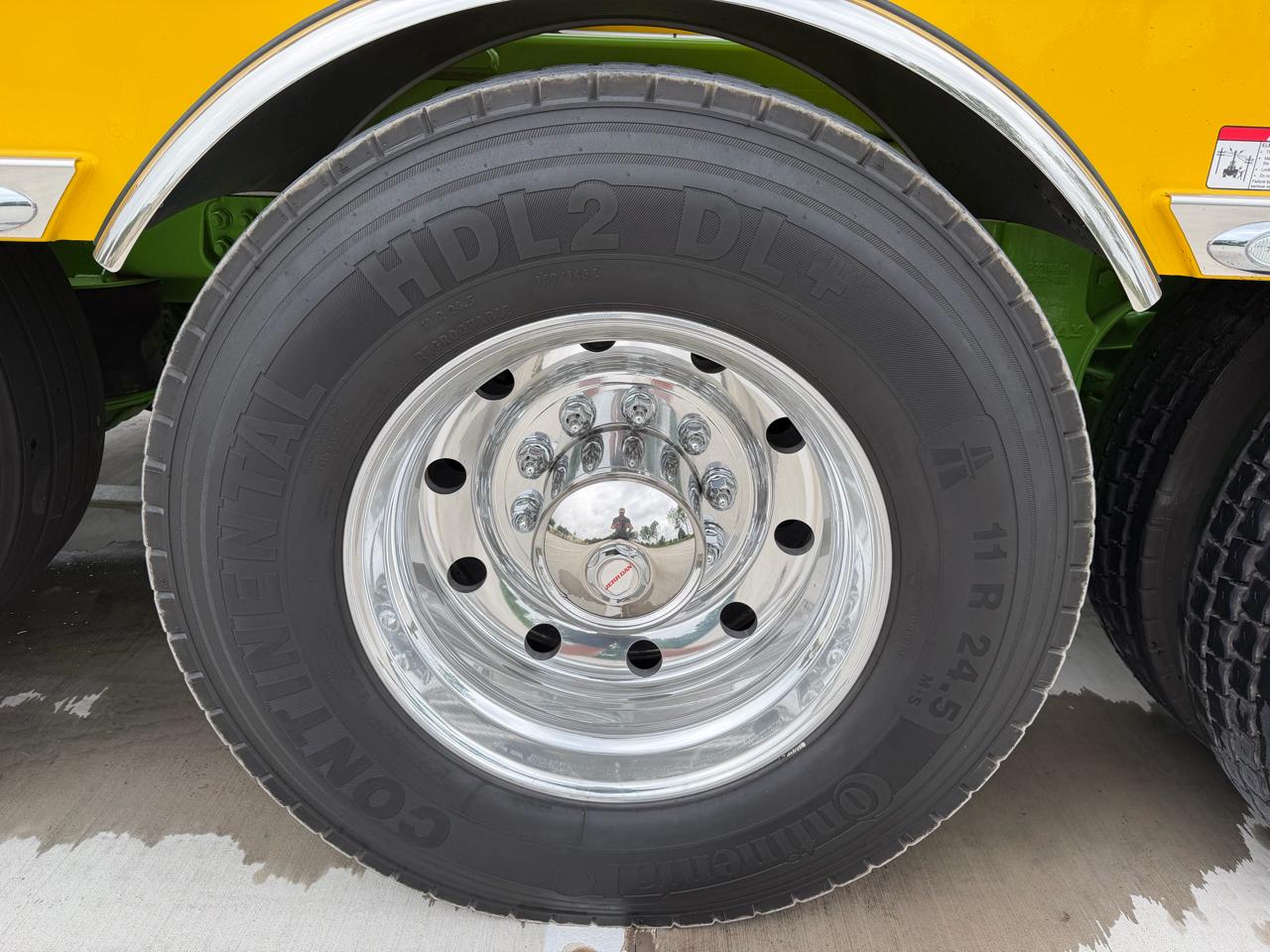 Kenworth W900  2024