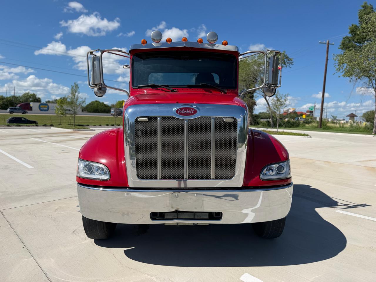 Peterbilt 337  2018