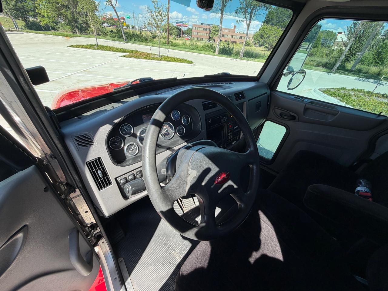 Peterbilt 337  2018