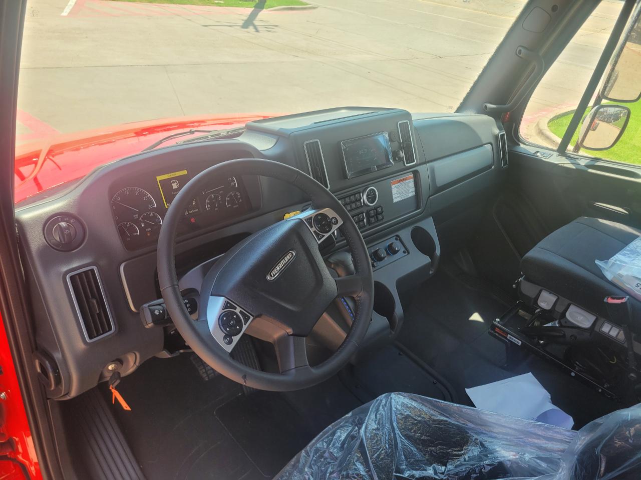 Freightliner M2  2027