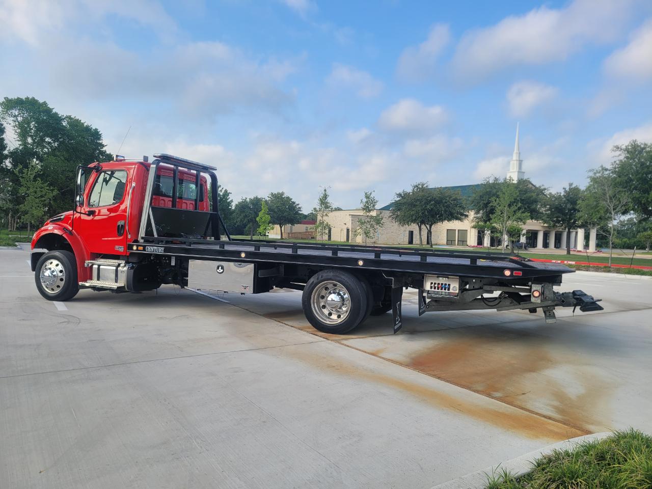 Freightliner M2 106 Plus  2025