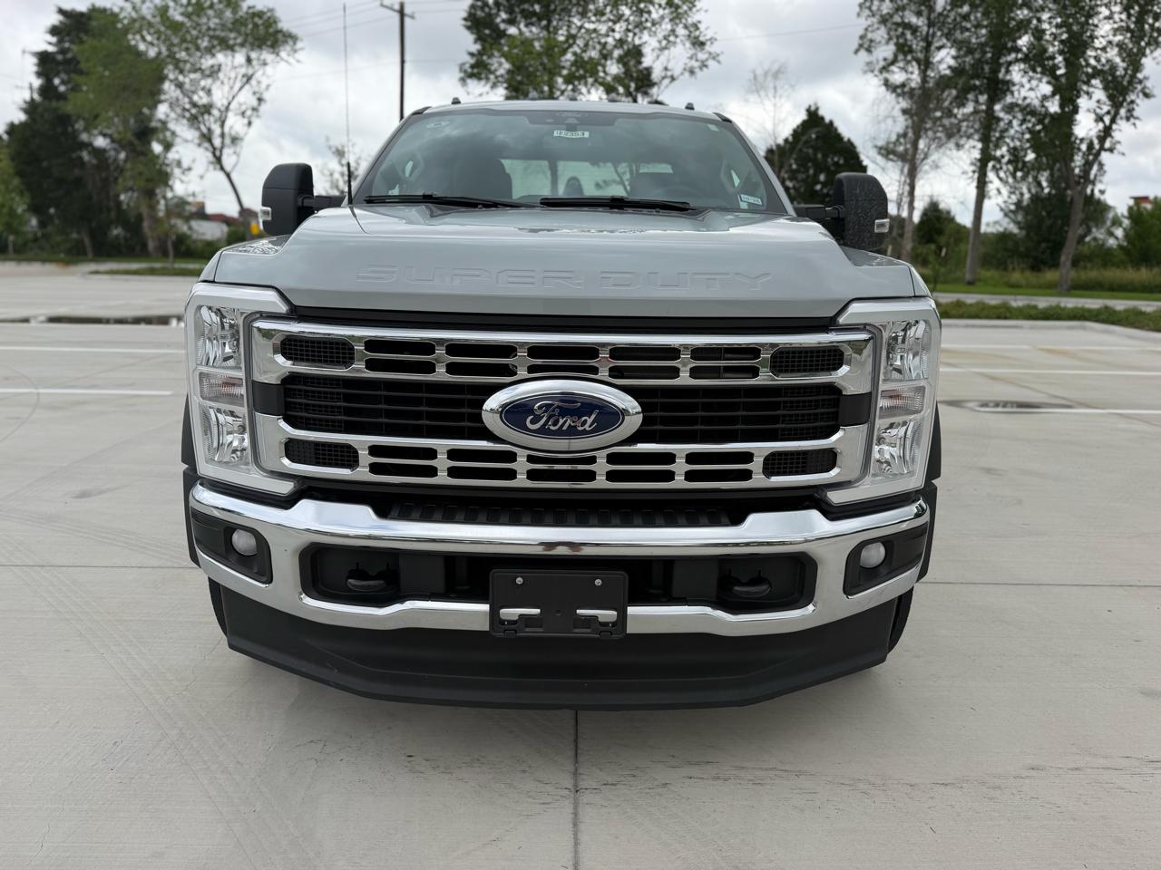 Ford Super Duty F-450 DRW XLT 2WD SuperCab 168" WB 60" CA 2025