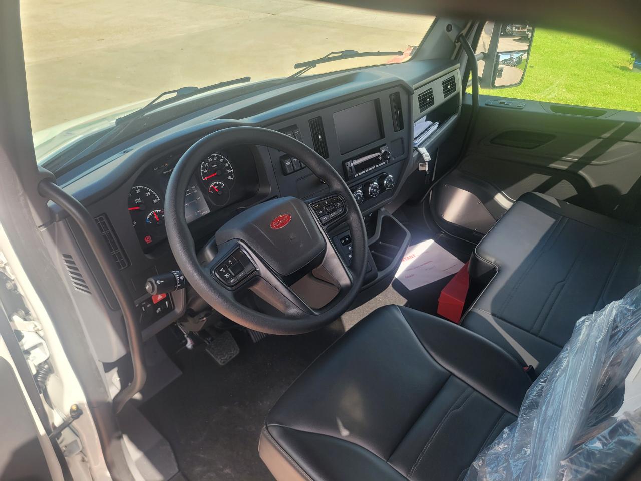 Peterbilt 536  2027