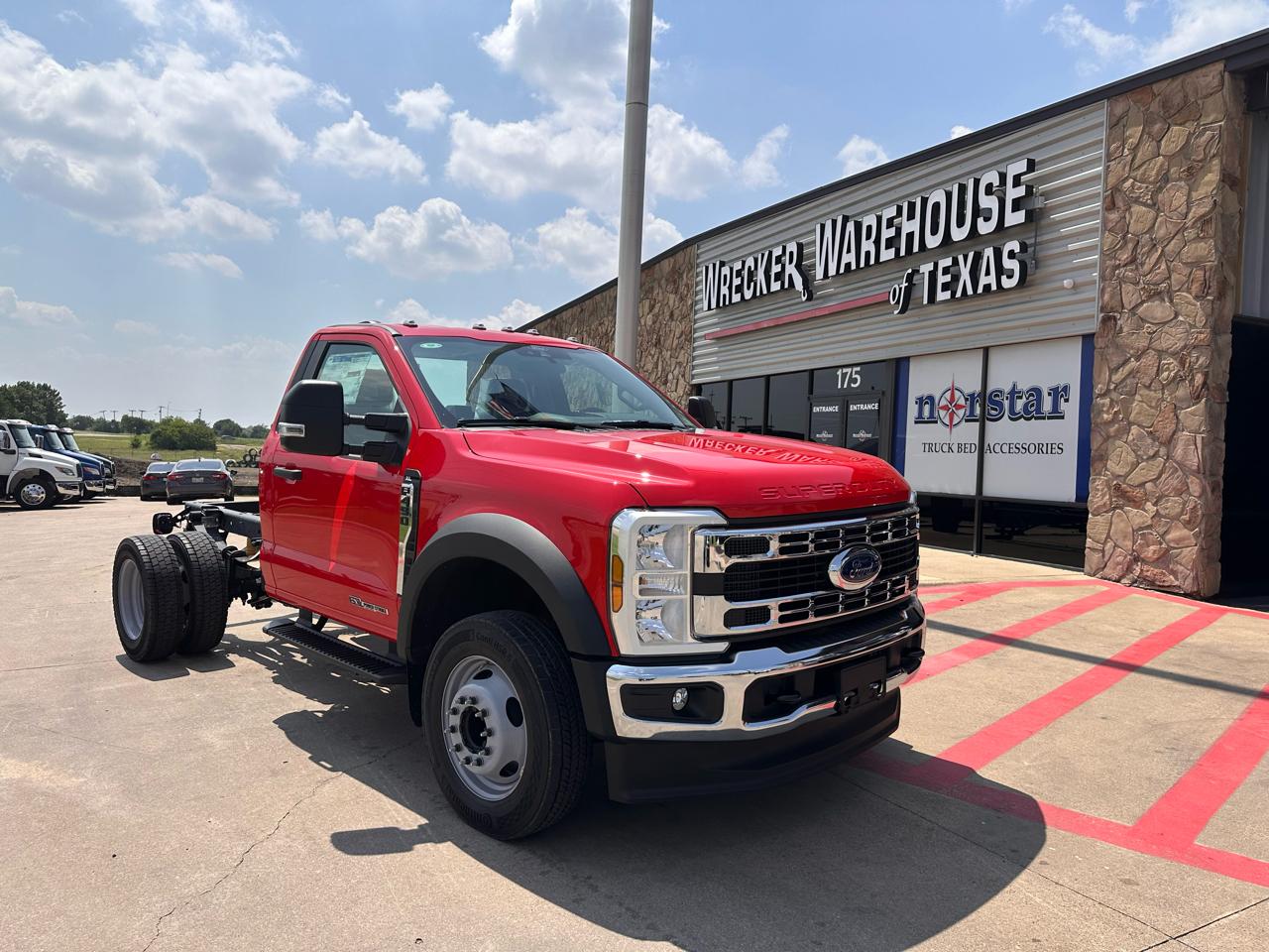 2026 Ford Super Duty F-450 DRW XLT 2WD Reg Cab 145" WB 60" CA