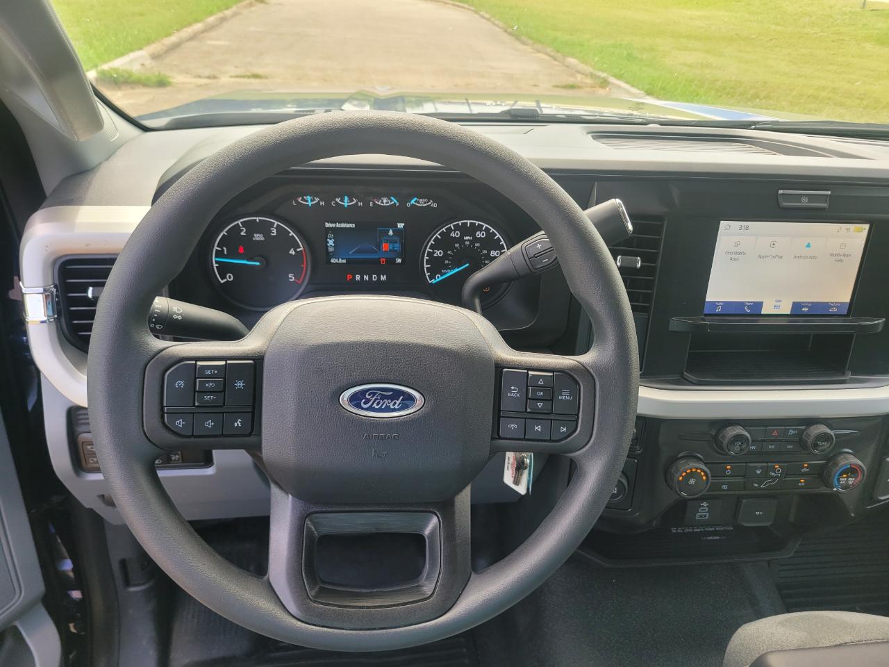 Ford Super Duty F-450 DRW XLT 2WD Reg Cab 145" WB 60" CA 2026