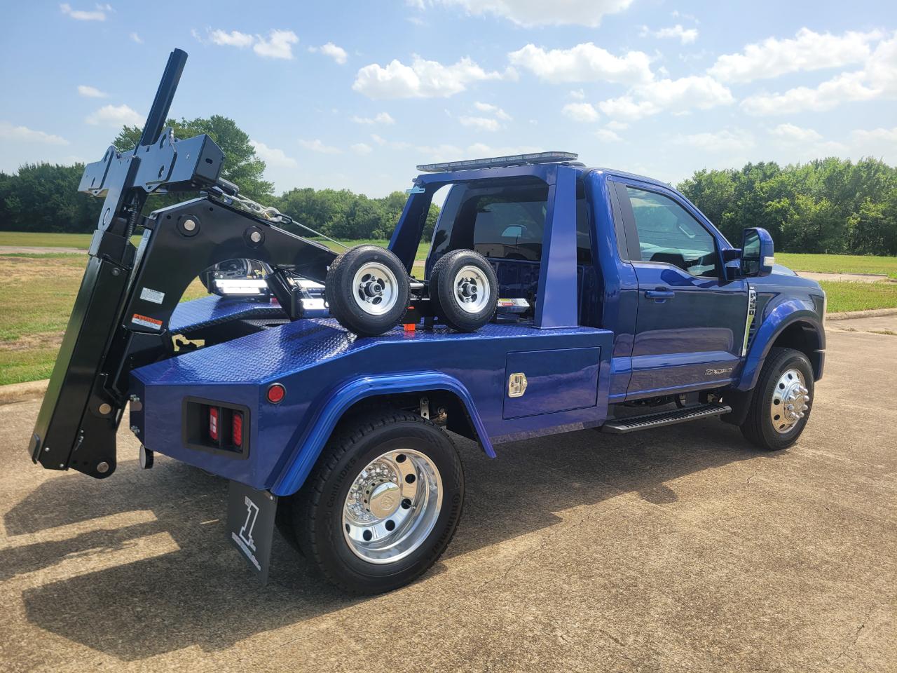 Ford Super Duty F-450 DRW XLT 2WD Reg Cab 145" WB 60" CA 2026