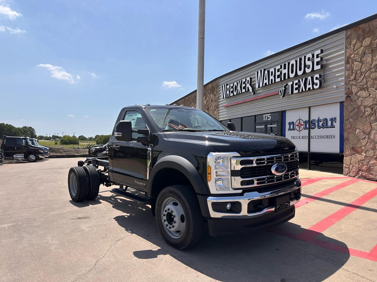 2026 Ford Super Duty F-450 DRW XLT 2WD Reg Cab 145" WB 60" CA