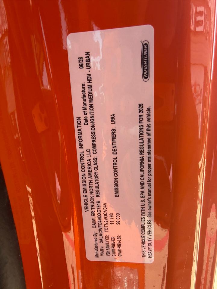 Freightliner M2 106 Medium Duty  2027