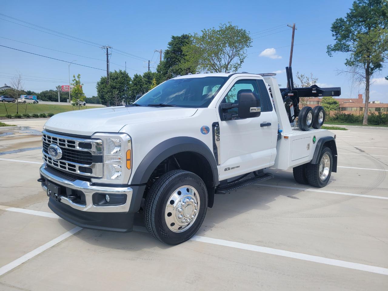 Ford Super Duty F-450 DRW XLT 2WD Reg Cab 145" WB 60" CA 2026