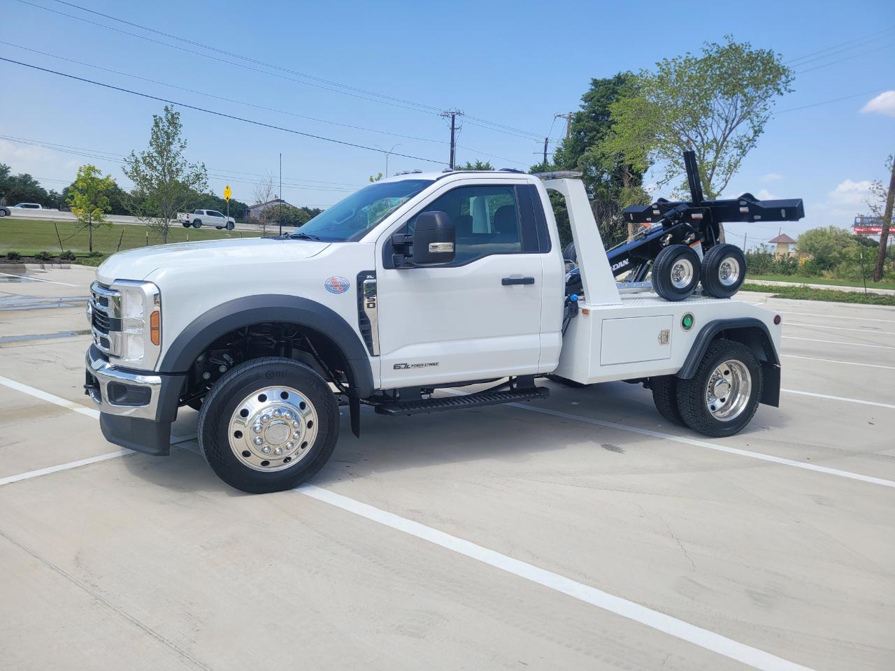 Ford Super Duty F-450 DRW XLT 2WD Reg Cab 145" WB 60" CA 2026
