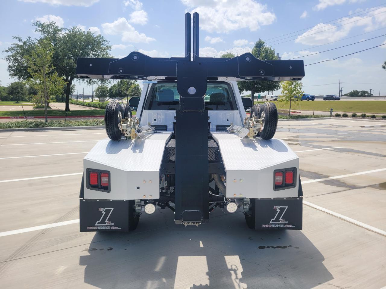 Ford Super Duty F-450 DRW XLT 2WD Reg Cab 145" WB 60" CA 2026