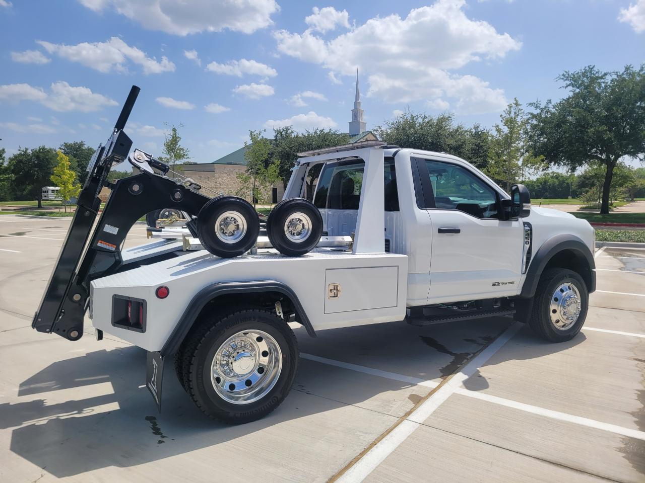 Ford Super Duty F-450 DRW XLT 2WD Reg Cab 145" WB 60" CA 2026