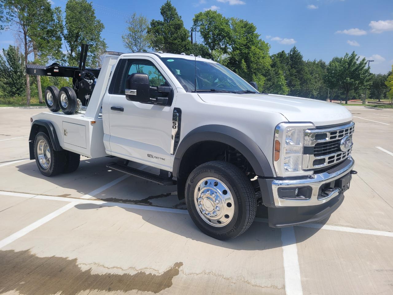 Ford Super Duty F-450 DRW XLT 2WD Reg Cab 145" WB 60" CA 2026