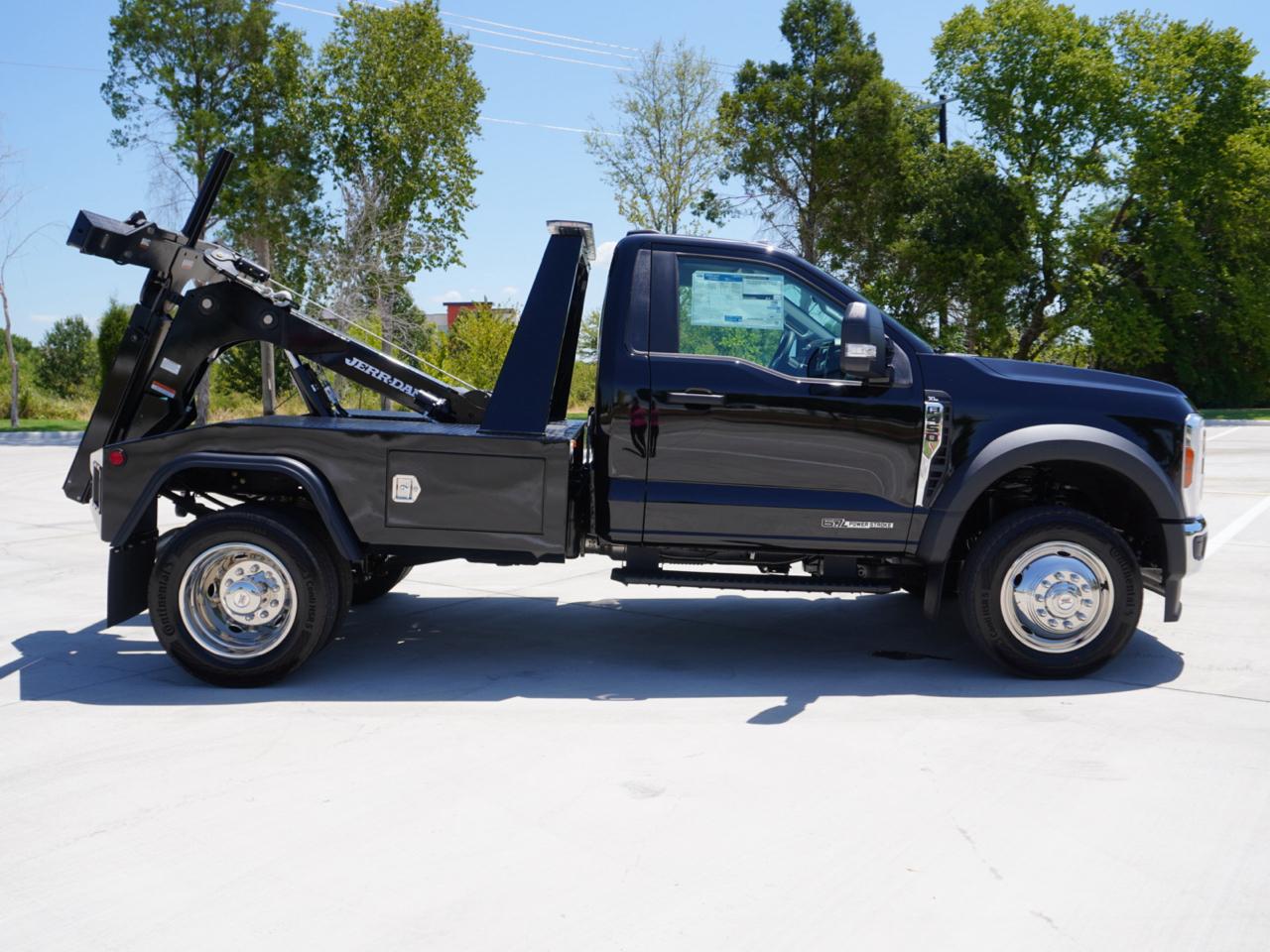 Ford Super Duty F-450 DRW  2026