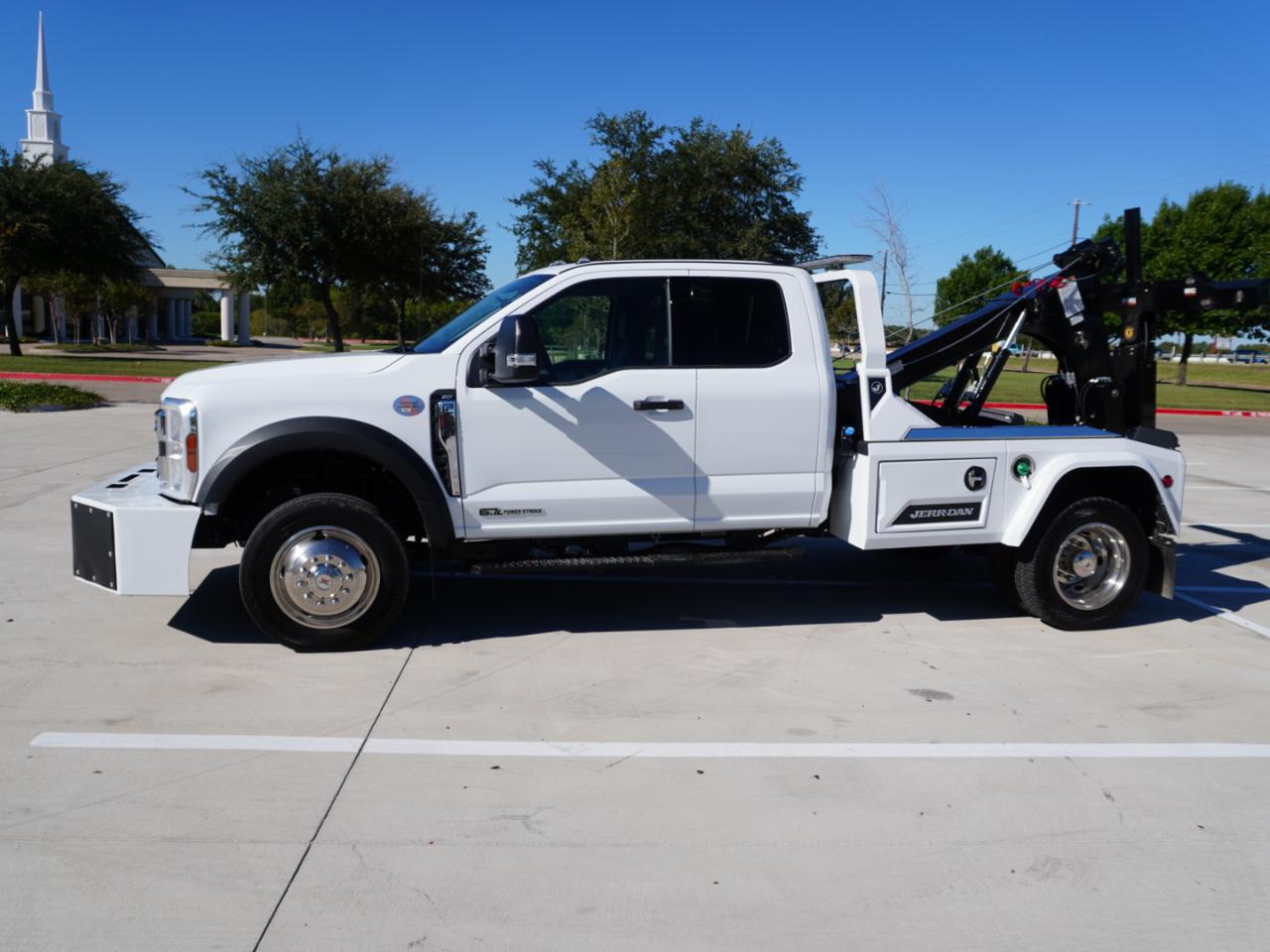 Ford Super Duty F-550 DRW  2026