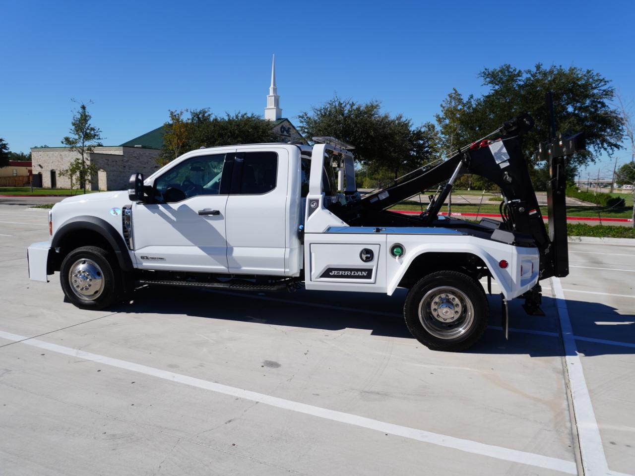 Ford Super Duty F-550 DRW  2026