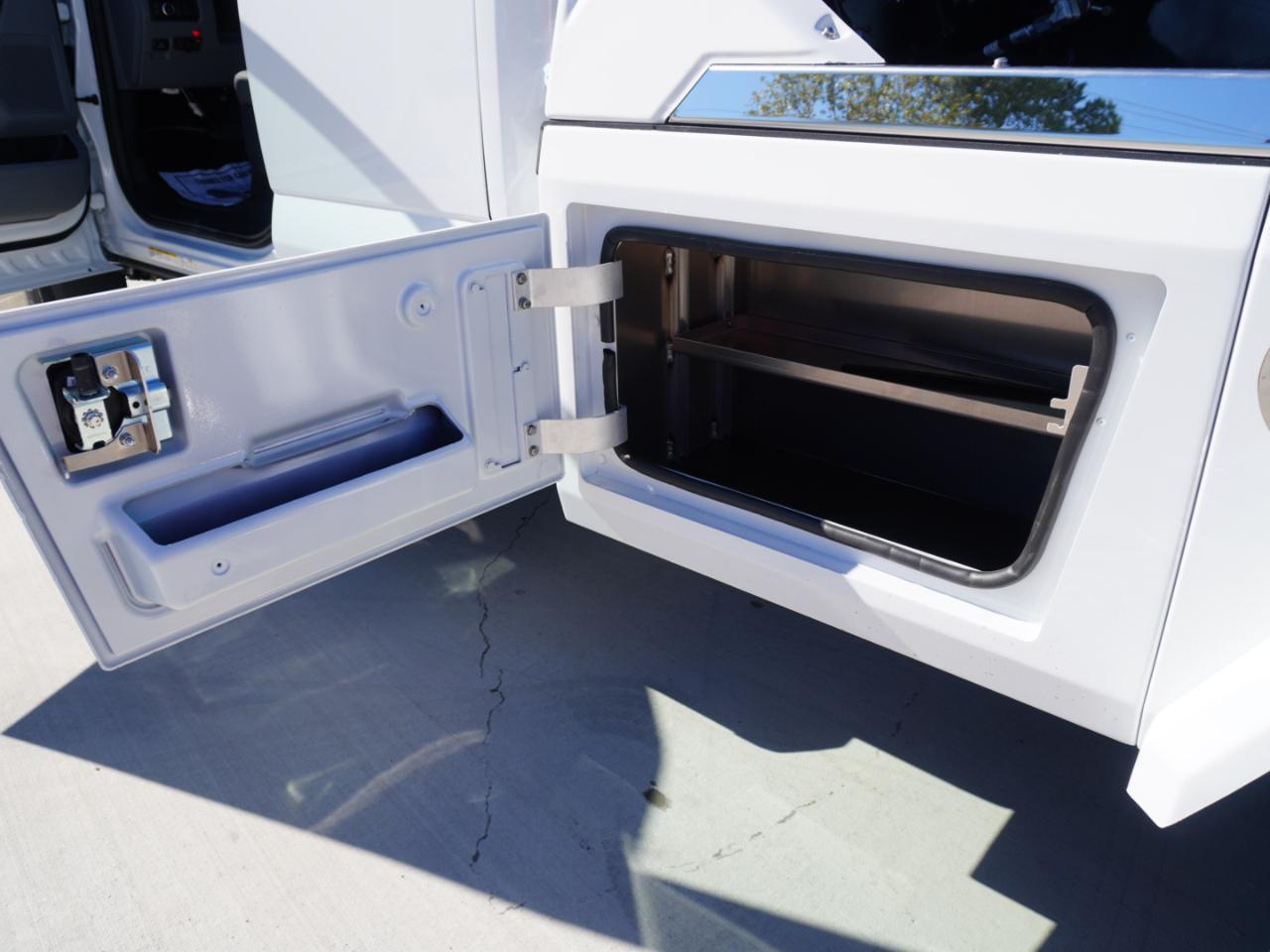 Ford Super Duty F-550 DRW  2026