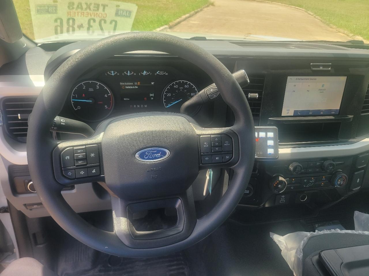 Ford Super Duty F-450 DRW XLT 2WD Reg Cab 145" WB 60" CA 2026
